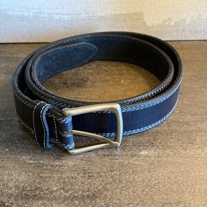 Duluth Trading Mens Black Leather‎ Belt Stitching Silver Tone Buckle Size 48